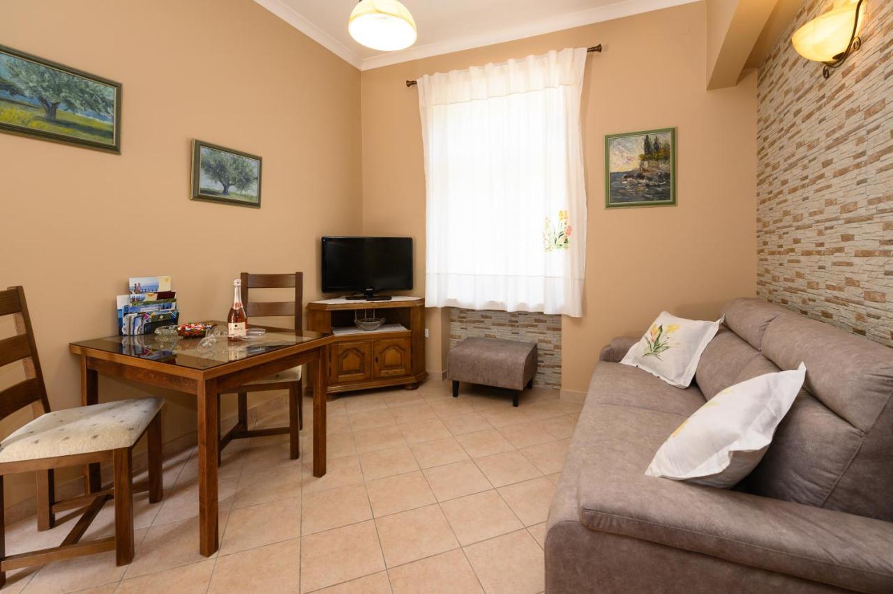 Apartments Villa Salona Опатия Екстериор снимка