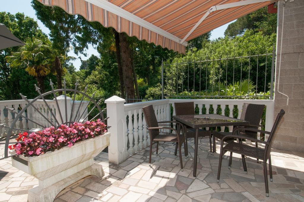 Apartments Villa Salona Опатия Стая снимка