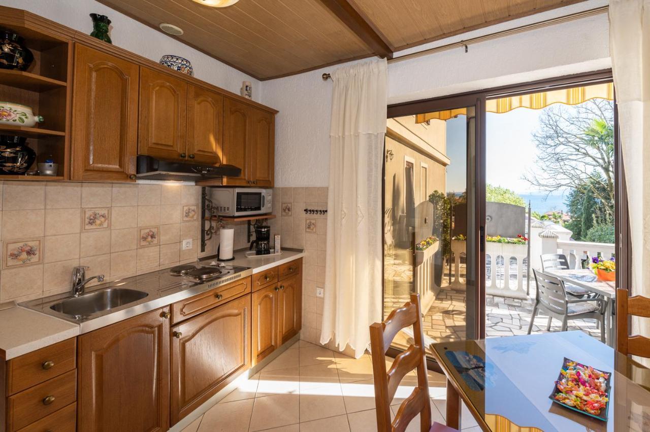 Apartments Villa Salona Опатия Екстериор снимка