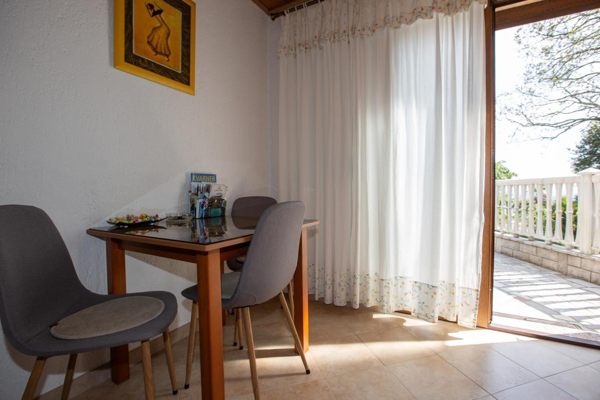 Apartments Villa Salona Опатия Екстериор снимка