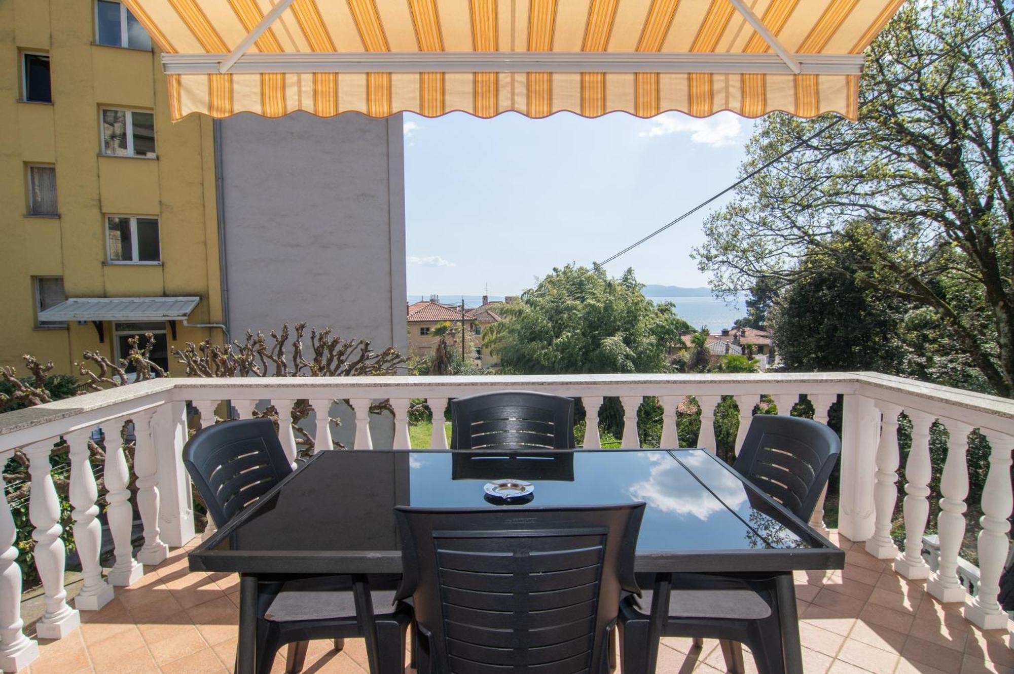 Apartments Villa Salona Опатия Екстериор снимка