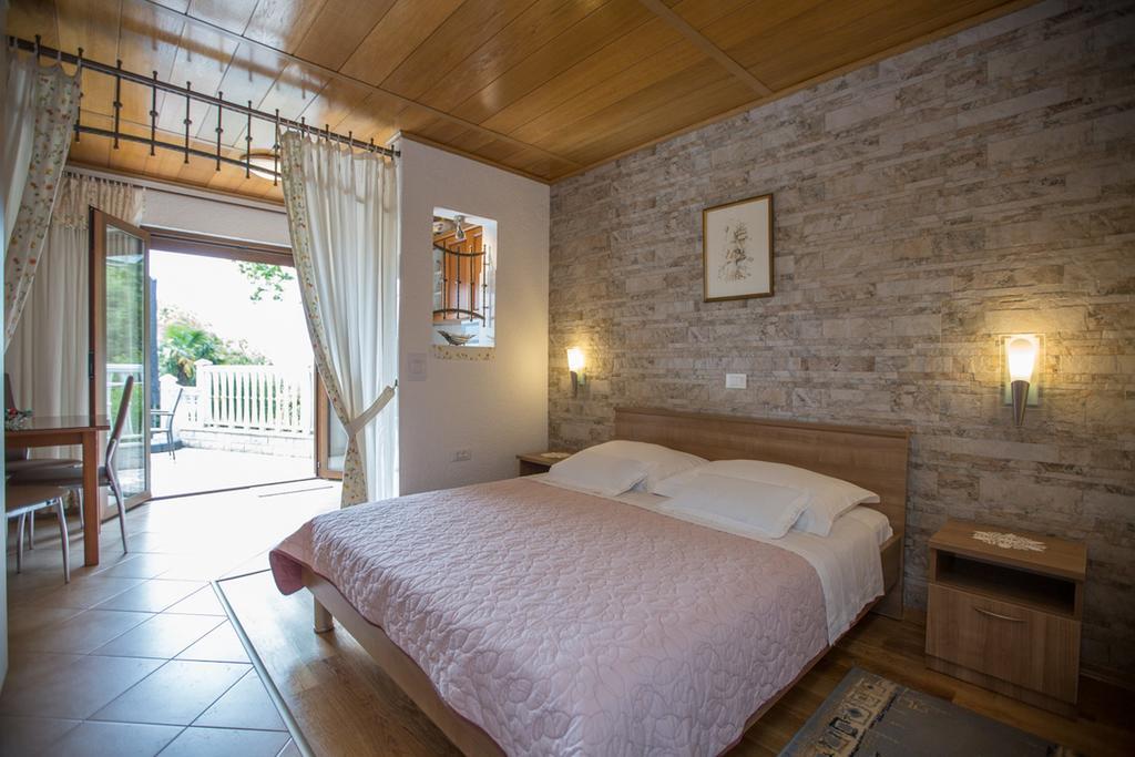 Apartments Villa Salona Опатия Екстериор снимка
