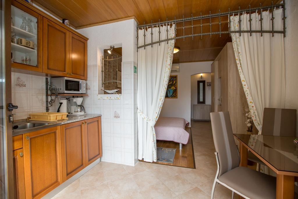 Apartments Villa Salona Опатия Екстериор снимка