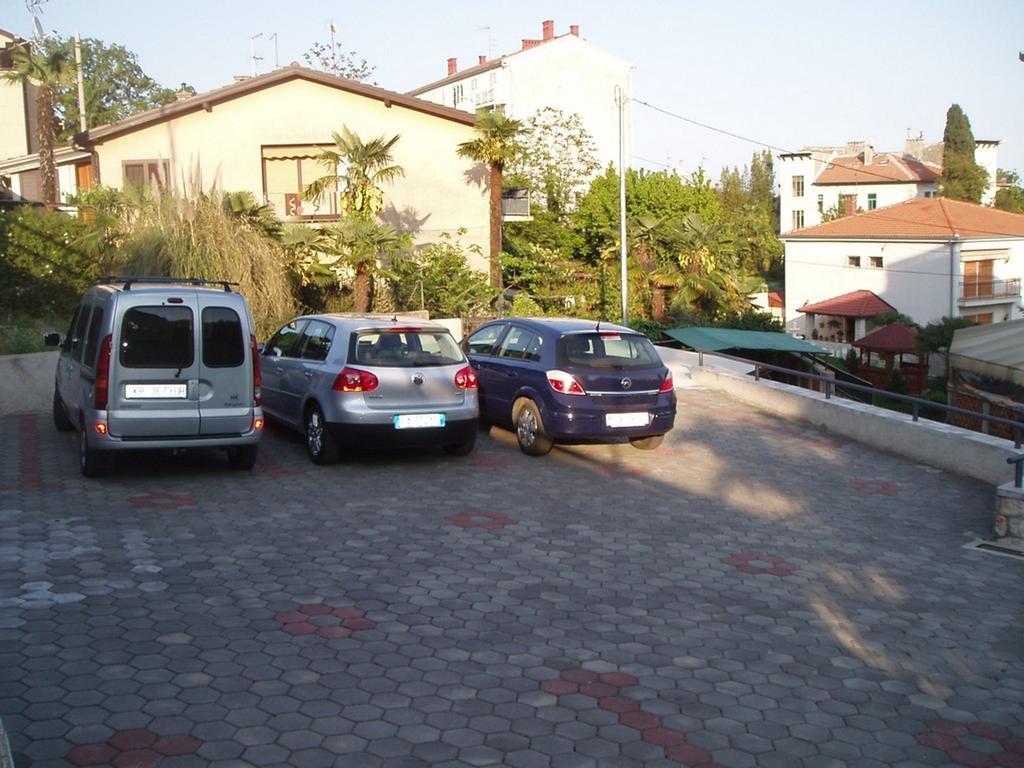 Apartments Villa Salona Опатия Екстериор снимка
