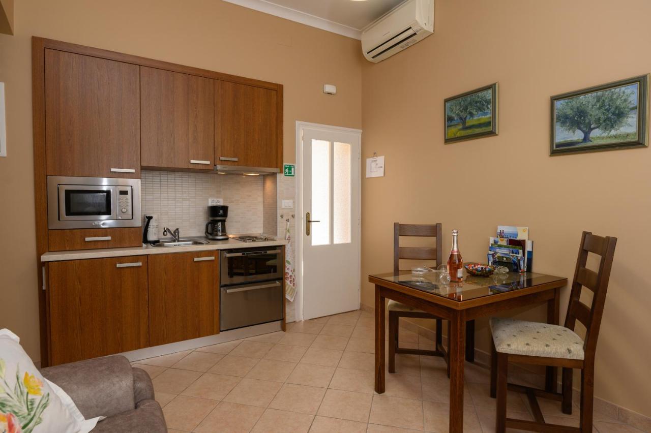 Apartments Villa Salona Опатия Екстериор снимка