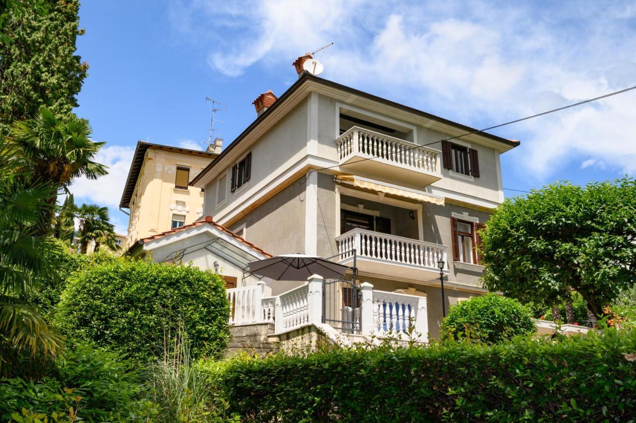 Apartments Villa Salona Опатия Екстериор снимка